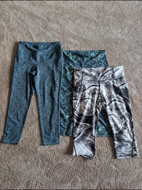 Womens Trio Of Active / Yoga / Exercise Leggings- 2 Pr Capris, 1 Pr Ankle Sz XXL
